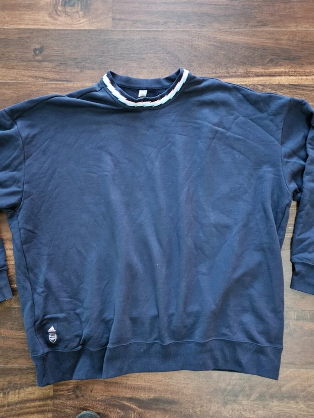 Arsenal Soccer Adidas Men's Size 2X Sweatshirt Navy with pink/lt blue neckline